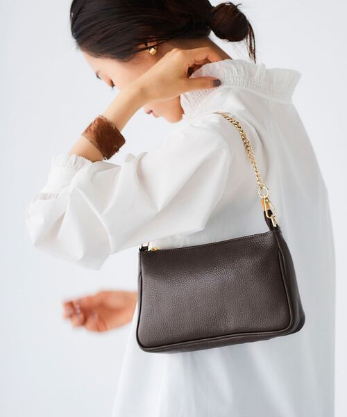 le.coeur blanc（ルクールブラン）の「AULENTTI 3WAYショルダー（ショルダーバッグ・レディース・ダークブラウン/ベージュ・FREE）」の11枚目の写真
