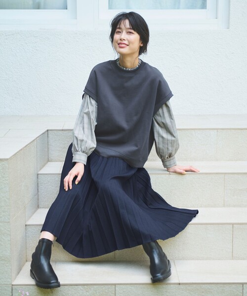 ANY（エニィ）の「【UVカット/抗菌防臭/速乾】エニィファンクション　フリルモックブラウス（シャツ/ブラウス・レディース・アイボリー系/ブラック系5/黄土色系5/ブルー系1・F）」の9枚目の写真