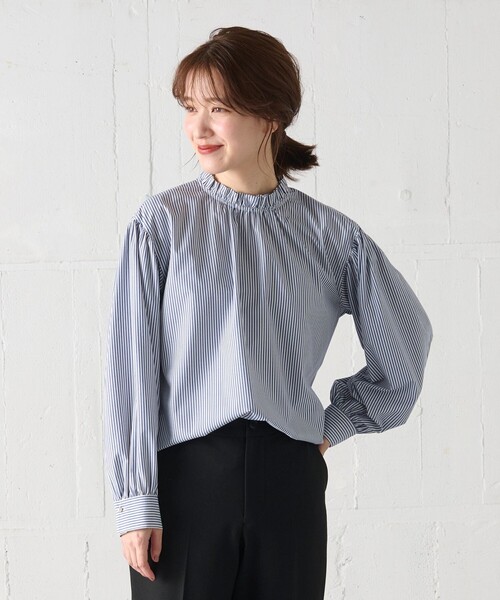 ANY（エニィ）の「【UVカット/抗菌防臭/速乾】エニィファンクション　フリルモックブラウス（シャツ/ブラウス・レディース・アイボリー系/ブラック系5/黄土色系5/ブルー系1・F）」の16枚目の写真