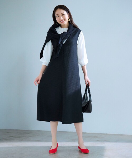 ANY（エニィ）の「【UVカット/抗菌防臭/速乾】エニィファンクション　フリルモックブラウス（シャツ/ブラウス・レディース・アイボリー系/ブラック系5/黄土色系5/ブルー系1・F）」の20枚目の写真