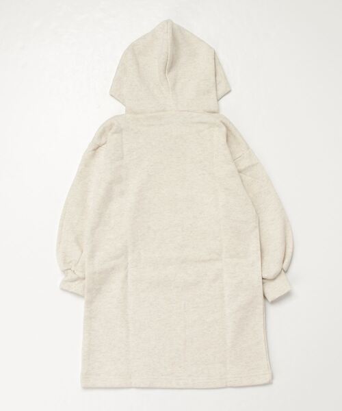 Champion(チャンピオン)の「【Champion/チャンピオン】キッズ フーデッドスウェットワンピース(ワンピース・キッズ・キャメル/オートミール/チャコール・140/110/120/130/100)」の12枚目の写真