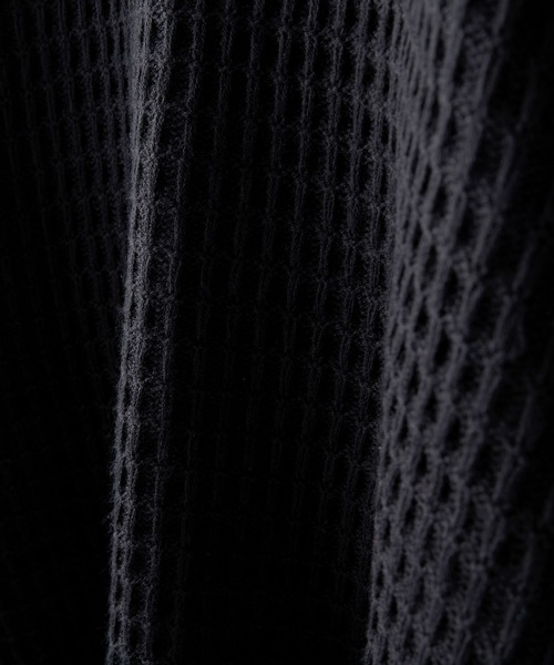 ENDER PRODUCTS(エンダープロダクツ)の「3Dコードヤーンダメージニット ビッグシルエットポロシャツ【ENDER PRODUCTS/エンダープロダクツ】(ニット/セーター・メンズ・レッド/ブラック/グレイッシュベージュ/ブルー/ブルー系/ライトカーキ・M/L)」の22枚目の写真