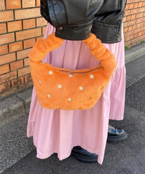 Casselini（キャセリーニ）の「Casselini(キャセリーニ)フラワー刺繍バッグ（ハンドバッグ・レディース・オレンジ/オフホワイト/ブルー・FREE）」の9枚目の写真