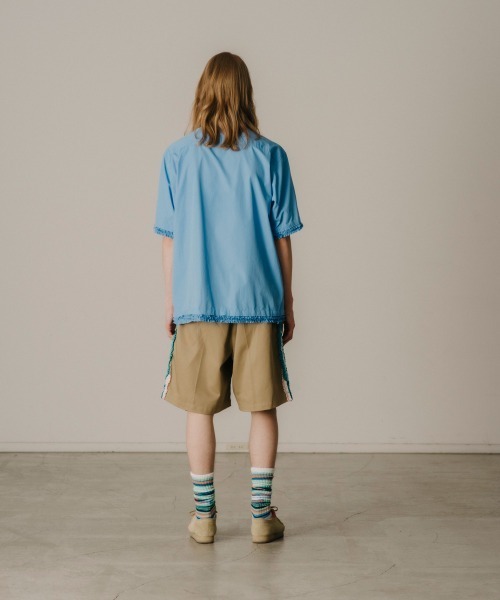 FACETASM（ファセッタズム）の「FRILL SHORT SLEEVE SHIRT（シャツ/ブラウス・メンズ・ネイビー/ライトブルー・4/5）」の9枚目の写真