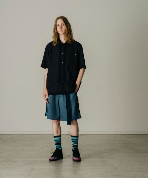 FACETASM（ファセッタズム）の「FRILL SHORT SLEEVE SHIRT（シャツ/ブラウス・メンズ・ネイビー/ライトブルー・4/5）」の10枚目の写真
