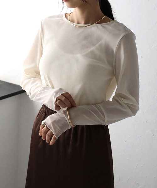 COMMRE（コムル）の「袖チュール切り替えシアーベロアトップス（Tシャツ/カットソー・レディース・アイボリー/ブラック/ブラウン・FREE）」の17枚目の写真