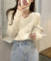 袖ボタンデザインキーネックニットプルオーバー