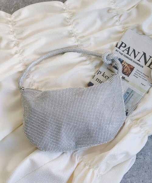 fredy emue（フレディエミュ）の「ラインストーン三日月2wayショルダーバッグ（ショルダーバッグ・レディース・ブロンズ/シルバー・FREE）」の2枚目の写真