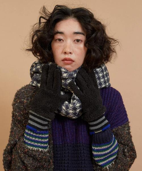 FRAPBOIS（フラボア）の「ボアグローブ（手袋・レディース・ベージュ/ブラック・FREE）」の6枚目の写真