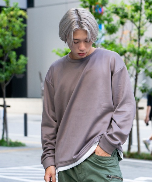 Blue Standard (ブルースタンダード)の「【BLUE STANDARD/ブルースタンダード】 ダンボール 裏シャギーフェイクレイヤード クルーネック(Tシャツ/カットソー・メンズ・チャコールグレー/オフホワイト/ブラック/ベージュ・MEDIUM/X-LARGE/LARGE)」の4枚目の写真