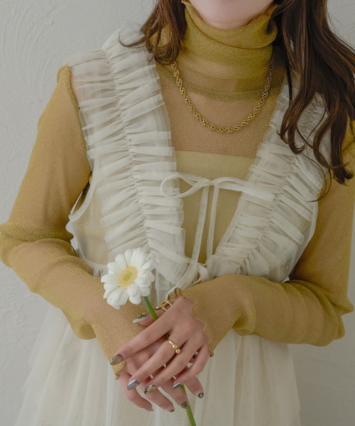 Ambre Neige(アンブルネージュ)の「【6色展開】ラメチュールハイネックトップス/【WEB/EC限定商品】(Tシャツ/カットソー・レディース・ブラック/ライトグレー/ダークブラウン/ライトグリーン/アイボリー/マスタード・FREE)」の6枚目の写真