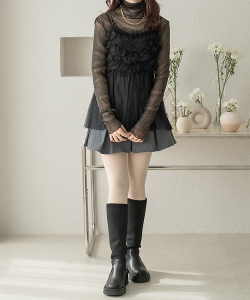 Ambre Neige(アンブルネージュ)の「【6色展開】ラメチュールハイネックトップス/【WEB/EC限定商品】(Tシャツ/カットソー・レディース・ブラック/ライトグレー/ダークブラウン/ライトグリーン/アイボリー/マスタード・FREE)」の8枚目の写真