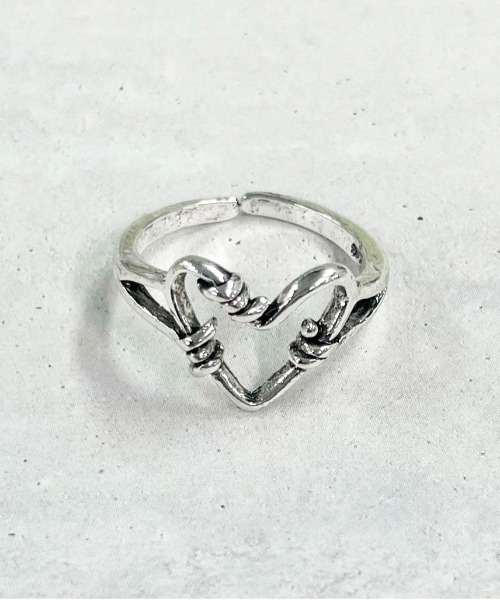 Anthe（アンテ）の「【Anthe】ハートデコリング（リング・レディース・シルバー/ゴールド・FREE）」の2枚目の写真