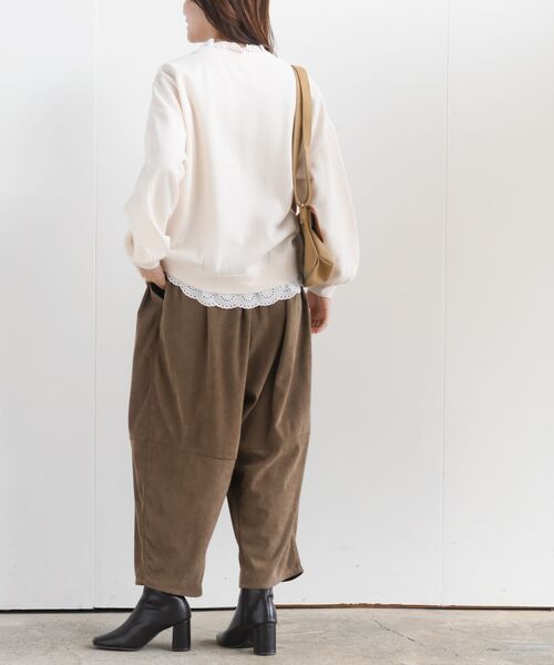 rps（アールピーエス）の「裏起毛レース付きプルオーバー（スウェット・レディース・ブラック/グレー/グレイッシュブルー/アイボリー/モカ・フリー）」の8枚目の写真