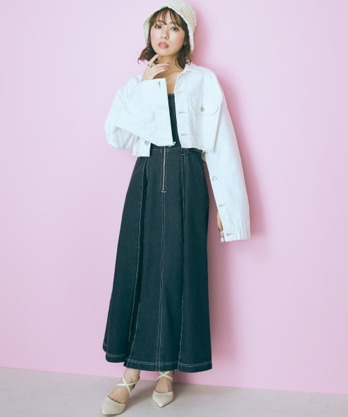 marun（マルン）の「＜大きいサイズ＞  クロップド丈デニムジャケット　marun（デニムジャケット・レディース・ライトブルー/オフホワイト・3L～4L/L～LL）」の9枚目の写真