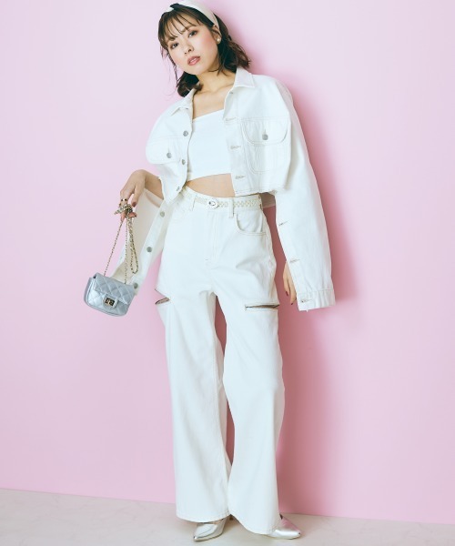 marun（マルン）の「＜大きいサイズ＞  クロップド丈デニムジャケット　marun（デニムジャケット・レディース・ライトブルー/オフホワイト・3L～4L/L～LL）」の17枚目の写真