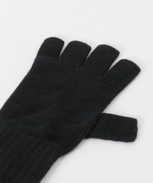 WILLIAM BRUNTON(ウィリアムブラントン)の「William Brunton Hand Knits CashmereFingerlessGlove(手袋・メンズ・ブラウン系その他/グレー/ブラック・-)」の11枚目の写真