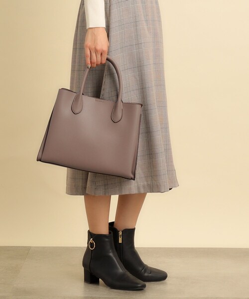 grove（グローブ）の「◆【雑誌掲載/人間工学/セレモニー/お仕事】中仕切り2WAYトート（トートバッグ・レディース・ブラウン系/ベージュ/ブラック/サックスブルー系7/ライトグレー/ピンク系その他・00）」の3枚目の写真