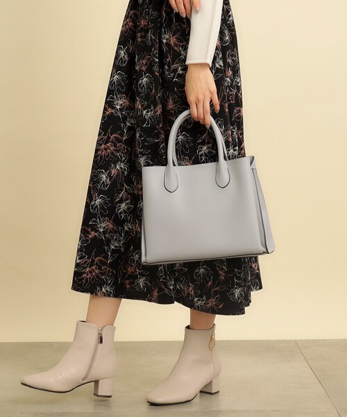 grove（グローブ）の「◆【雑誌掲載/人間工学/セレモニー/お仕事】中仕切り2WAYトート（トートバッグ・レディース・ブラウン系/ベージュ/ブラック/サックスブルー系7/ライトグレー/ピンク系その他・00）」の5枚目の写真