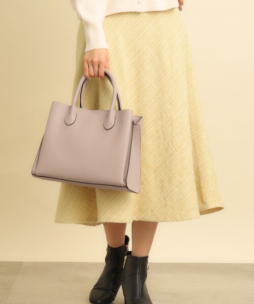 grove（グローブ）の「◆【雑誌掲載/人間工学/セレモニー/お仕事】中仕切り2WAYトート（トートバッグ・レディース・ブラウン系/ベージュ/ブラック/サックスブルー系7/ライトグレー/ピンク系その他・00）」の4枚目の写真