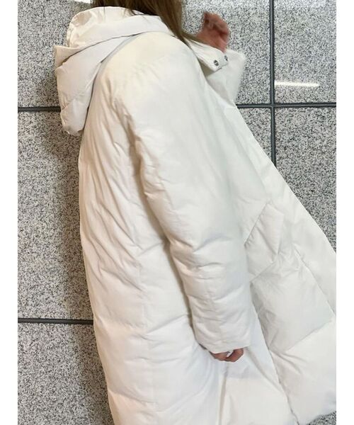 MURUA(ムルーア)の「コクーンミドルブルゾン(ブルゾン・レディース・アイボリー/ブラック・FREE)」の22枚目の写真