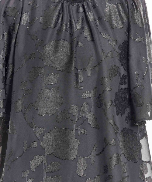 NOELA（ノエラ）の「フィルムカットジャガードブラウス（シャツ/ブラウス・レディース・ブラック/グレー/オフホワイト・フリー）」の4枚目の写真