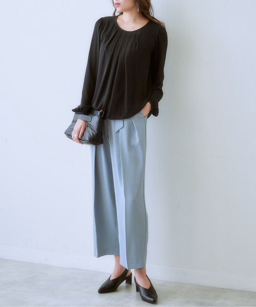 SMILE LAND(スマイルランド)の「大きいサイズ タックバルーンブラウス(吸汗速乾裏地付)(シャツ/ブラウス・レディース・ブラック/カーキ系・LL/3L/4L/5L/L)」の6枚目の写真