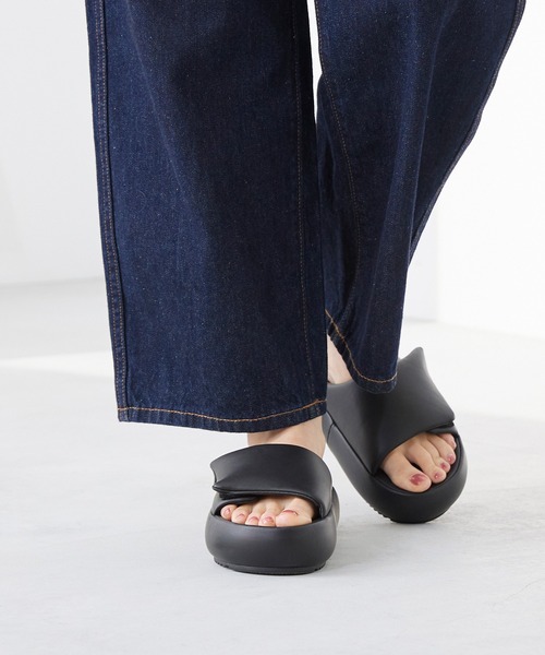 セール】厚底 ふかふかパデットサンダル（サンダル）｜menue