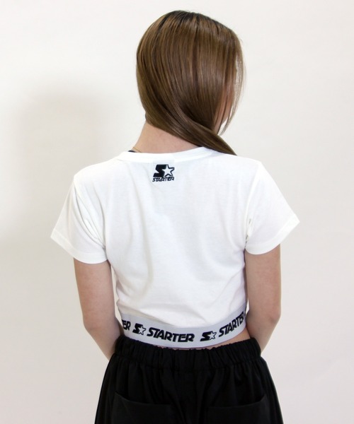 STARTER（スターター）の「STARTER / スターター 裾ニットテープ チビTee / ショート丈 Tシャツ ちびTシャツ（Tシャツ/カットソー・レディース・ホワイト/ブラック・L/M）」の16枚目の写真