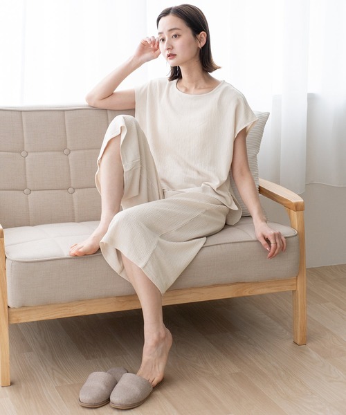 VitaFelice（ヴィータフェリーチェ）の「カットクレープルームウェア 上下セット（ルームウェア/パジャマ・レディース・アイボリー/ミント/ピンク/ブラック・FREE）」の2枚目の写真