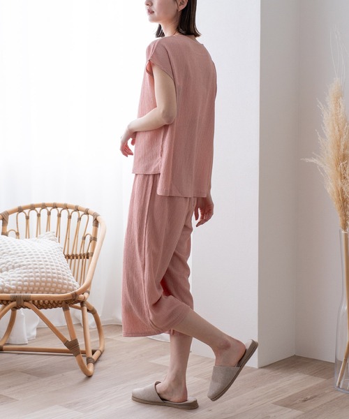 VitaFelice（ヴィータフェリーチェ）の「カットクレープルームウェア 上下セット（ルームウェア/パジャマ・レディース・アイボリー/ミント/ピンク/ブラック・FREE）」の8枚目の写真