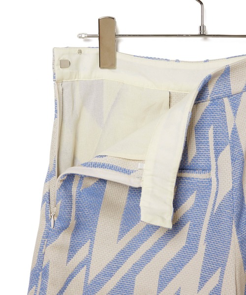 ADAM ET ROPE'(アダムエロペ)の「ジャガードハーフパンツ(その他パンツ・レディース・ブラック系その他/サックスブルー・36/38)」の15枚目の写真