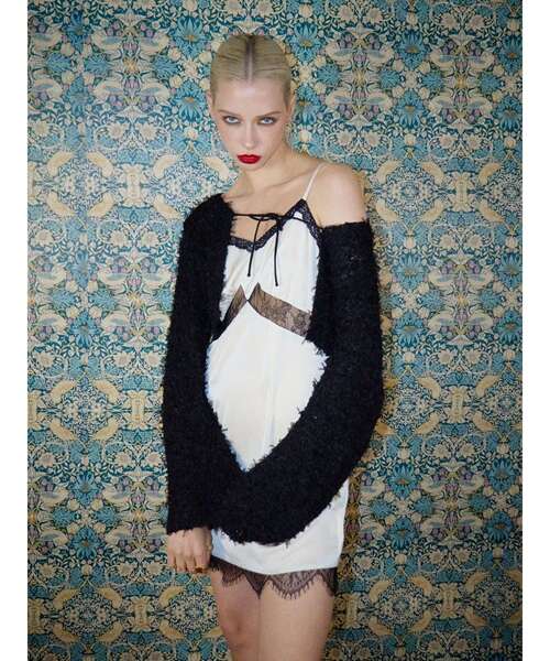 EVRIS(エヴリス)の「チュールミックスショートニットカーディガン(ニット/セーター・レディース・ブルー/ピンク/ブラック/ホワイト・FREE)」の10枚目の写真