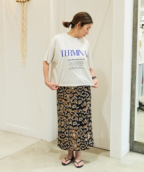 CHIGNON（シニヨン）の「CHIGNON TERMINAL ロゴTee 8642-366KO（Tシャツ/カットソー・レディース・チャコールグレー/キナリ/グレー・F）」の11枚目の写真