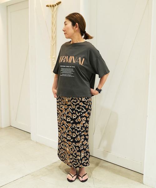 CHIGNON（シニヨン）の「CHIGNON TERMINAL ロゴTee 8642-366KO（Tシャツ/カットソー・レディース・チャコールグレー/キナリ/グレー・F）」の13枚目の写真