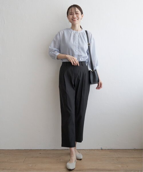 ikka(イッカ)の「シアストライプバンドカラーシャツ(シャツ/ブラウス・レディース・チャコール/ブルー系/ベージュ・M/L/S)」の11枚目の写真