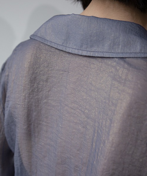 VACANCY（ヴァカンシー）の「タックシアーシャイニーシャツ（シャツ/ブラウス・レディース・ブルー/ブラック/ホワイト・FREE）」の10枚目の写真