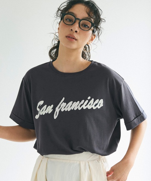 刺繍ロゴサイドスリットTシャツ（Tシャツ/カットソー）｜coca