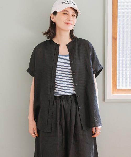 ［美品］ネストローブ　リネン100 バンドカラーギャザーブラウス　シャツ　ボタン 美品］ネストローブ リネン100 バンドカラーギャザーブラウス