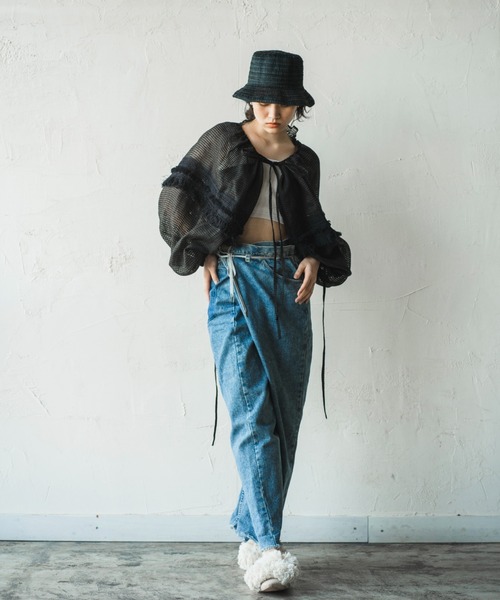 ORIENT MILLINERY（オリエント ミリナリー）の「DUVET【ﾃﾞｭｳﾞｪ】アームボレロ（カーディガン/ボレロ・レディース・ホワイト/ブラック・FREE）」の18枚目の写真