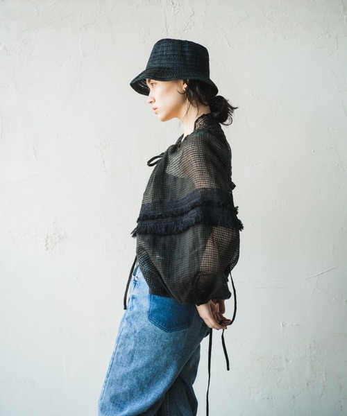 ORIENT MILLINERY（オリエント ミリナリー）の「DUVET【ﾃﾞｭｳﾞｪ】アームボレロ（カーディガン/ボレロ・レディース・ホワイト/ブラック・FREE）」の19枚目の写真