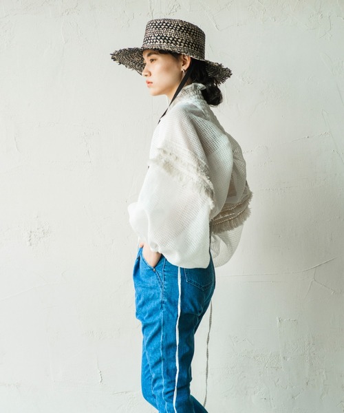 ORIENT MILLINERY（オリエント ミリナリー）の「DUVET【ﾃﾞｭｳﾞｪ】アームボレロ（カーディガン/ボレロ・レディース・ホワイト/ブラック・FREE）」の11枚目の写真