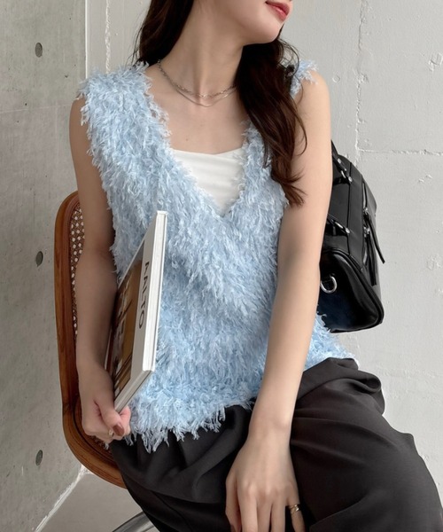 Eclat one（エクラワン）の「【Eclat one】フリンジ ベストトップス（ベスト・レディース・ブラック/ベージュ/ライトグレー/ライトブルー・FREE）」の5枚目の写真