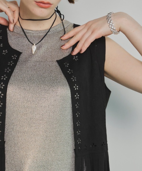 Unitage（ユニテージ）の「メタリックノースリーブシアーOP（ワンピース・レディース・ブラック/ゴールド・FREE）」の16枚目の写真