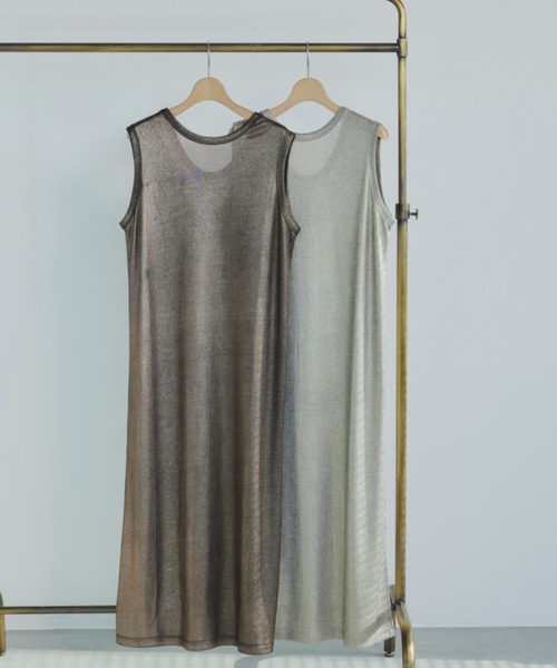 Unitage（ユニテージ）の「メタリックノースリーブシアーOP（ワンピース・レディース・ブラック/ゴールド・FREE）」の11枚目の写真