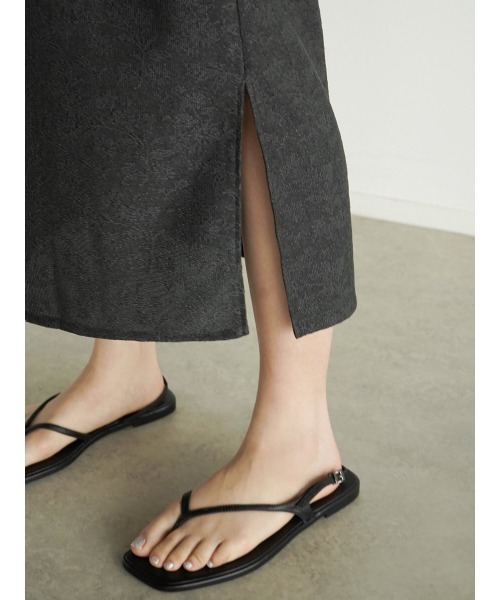 FIKA.(フィーカ)の「Flower jocquard skirt(スカート・レディース・ベージュ/チャコール・MEDIUM)」の5枚目の写真