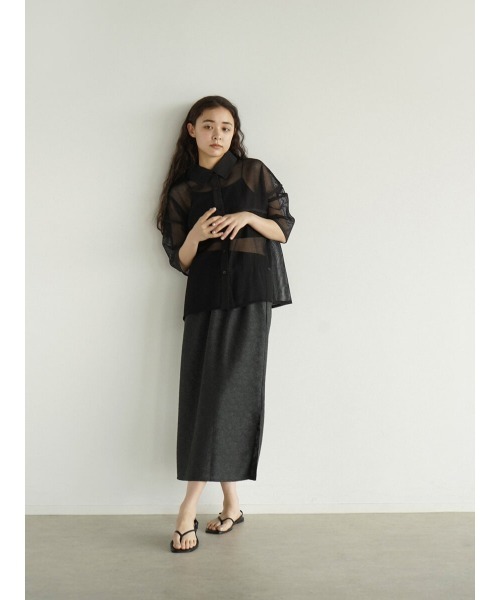 FIKA.(フィーカ)の「Flower jocquard skirt(スカート・レディース・ベージュ/チャコール・MEDIUM)」の7枚目の写真
