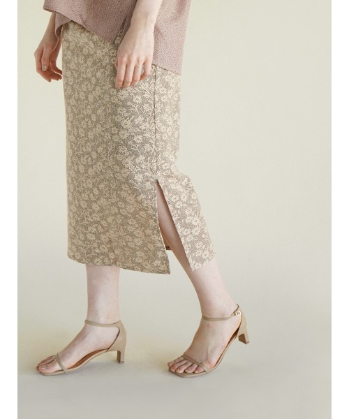 FIKA.(フィーカ)の「Flower jocquard skirt(スカート・レディース・ベージュ/チャコール・MEDIUM)」の10枚目の写真