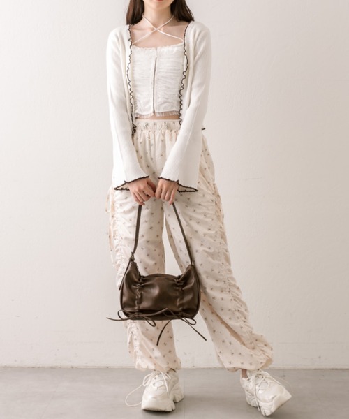 OLIVE des OLIVE（オリーブデオリーブ）の「配色メロウピタカーデ（カーディガン/ボレロ・レディース・ブラウン/ブラック/サックスブルー/オフホワイト・FREE）」の9枚目の写真