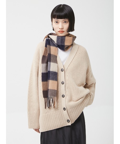 Barbour（バブアー）の「ラム ウール タッターソール マフラー（マフラー・レディース・グレー/レッド/ネイビー・FREE）」の5枚目の写真